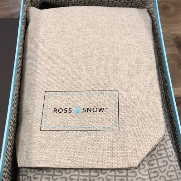 ??GENUINE SHEARLING ROSS AND SNOW Davide Italian driving shoe. main image 5
